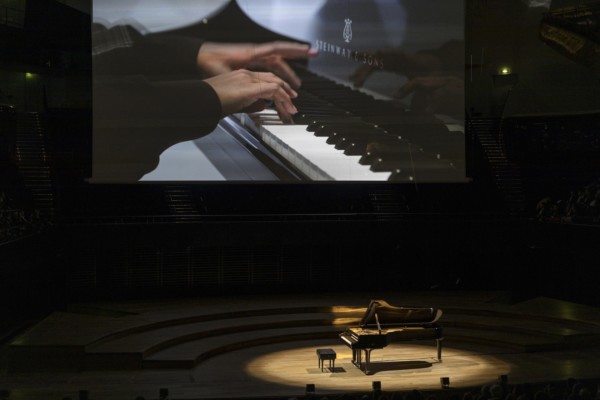 © Steinway & Sons – Steinway & Sons Präsentation der revolutionären Technik Limited Edition Lang Lang Black Diamond.