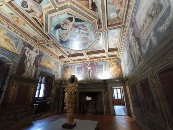 © Barbara Blunschi reisen-lifestyle.ch – Zu den wichtigsten Sehenswürdigkeiten von Arezzo zählt das Vasari Haus